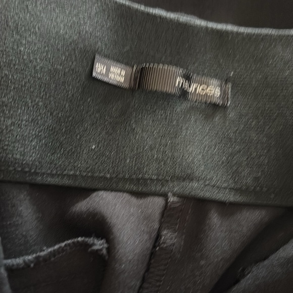 Maurice’s Smart Capri pants - Picture 3 of 4